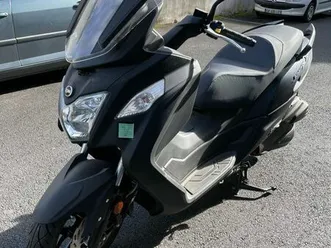scooter 125 joymax z