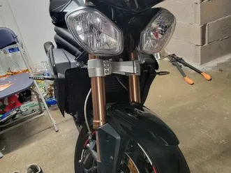 triumph speed triple 1050
