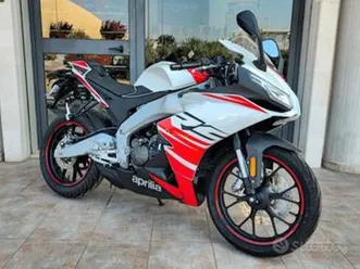 aprilia rs 125 2026 e5+ kingsnake white