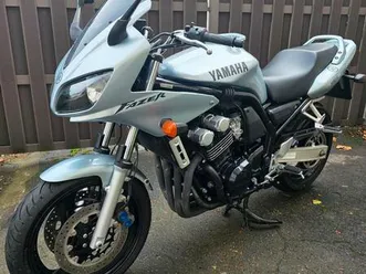 yamaha fzs600 fazer