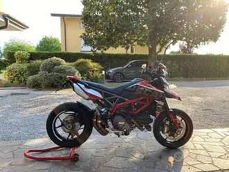 ducati hypermotard 950