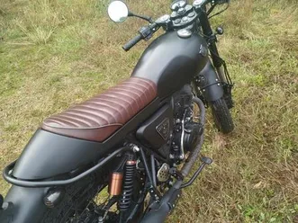 moto 125 cc café racer