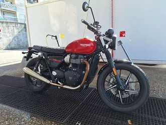 moto triumph street twin 900 korosi red – 01/2019 – 4 605 km – avec accessoires