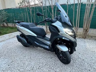 piaggio mp3 530 hpe exclusive
