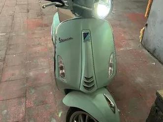 ② vespa primavera 50 cc