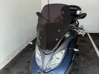 scooter piaggio mp3 500