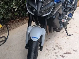 yamaha mt09