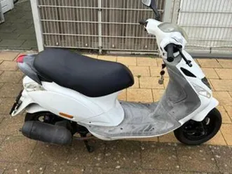 zip scooter wit — scooters | piaggio — marktplaats