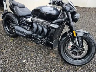 triumph rocket storm gt