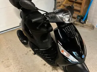 piaggio zip 50 4t