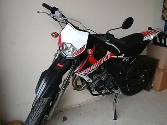 moto rieju mrt50 cc
