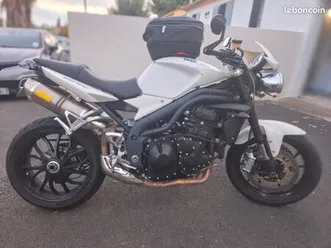 speed triple 1050 sort de revision