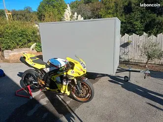 yamaha r1 piste
