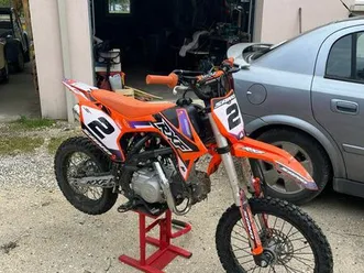 125 rxf apollo quasi neuve – 27h – vidange faite