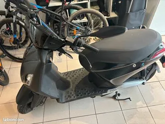 scooter piaggio 1 électrique equivalent 125 cm2