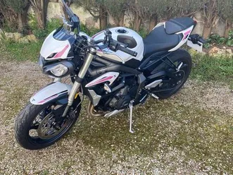 triumph street triple s 660 a2