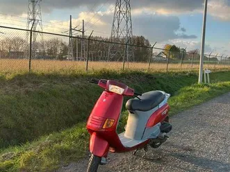 ② piaggio skipper 125