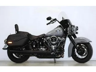 ② harley davidson softail heritage 117