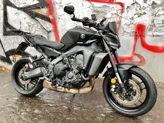yamaha mt-09 y-amt tech black mit top ausstattung |mt09