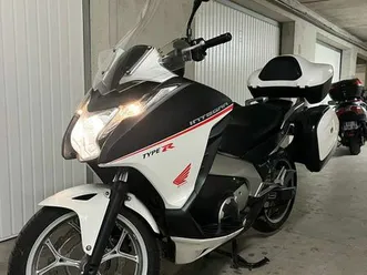 honda intégra 700 abs