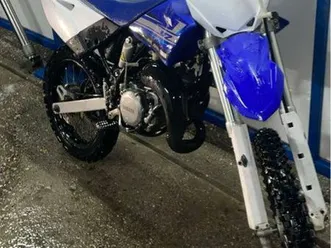 85 yz