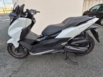 scooter forza 125