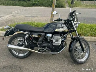moto guzzi v7 classic
