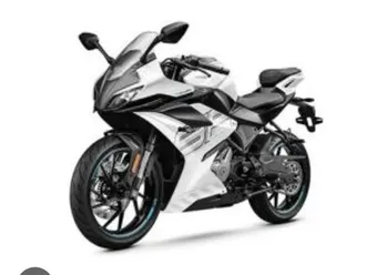 cfmoto 300sr abs, 2025 god.