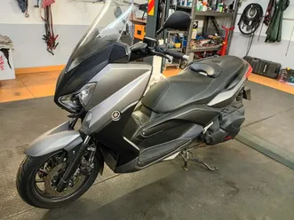 yamaha x-max →
