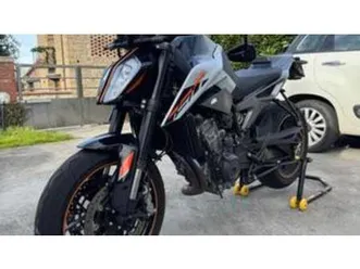 790 duke l (2023 - 24)