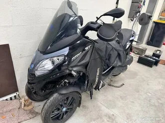 scooter piaggio mp3 300 hpe