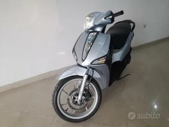 incluso passaggio tagliando e garanzia