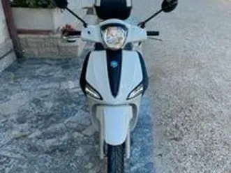 piaggio liberty 125