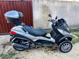 piaggio mp3 400 lt