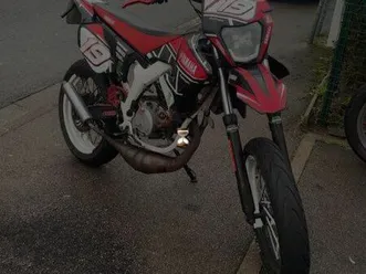 vend ou échange yamaha dt
