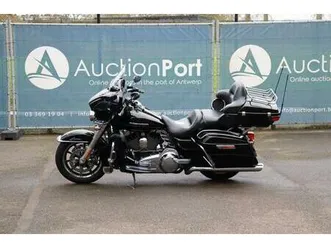 ② veiling: motor harmey-davidson ultra classic benzine 2015