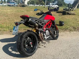 ducati hypermotard 950