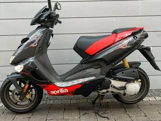 aprilia sr50 street