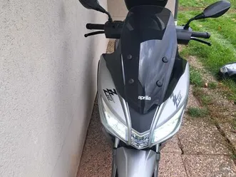 roller 50 ccm, aprilia sxr 50 e5 grau, mit topcase