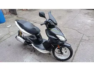 kymco super 8 125 ccm fährt bremst an bastler oder spaßmoped