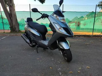 kymco yager 125 gt, wenig km, tüv neu