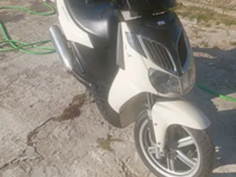 aprilia sportcity 125