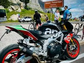aprilia-tuono-v4