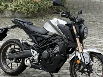 honda cb125r prateada/dourada 2024 covilhã e canhoso