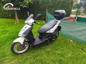 kymco agility city 125 (2015) 18 tis.km, kufr, po servisu, ř
