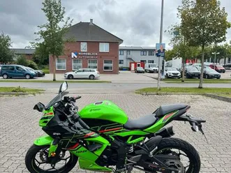 kawasaki ninja 125