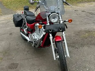 suzuki intruder 800