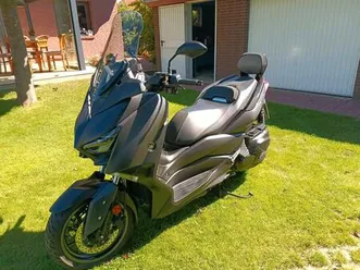 yamaha xmax 400