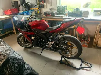 yamaha r1 rn12 2005