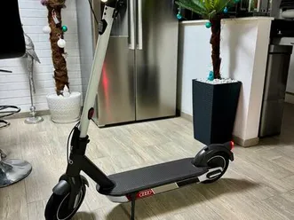original audi e-scooter (basis: segway ninebot g30d ii) – top